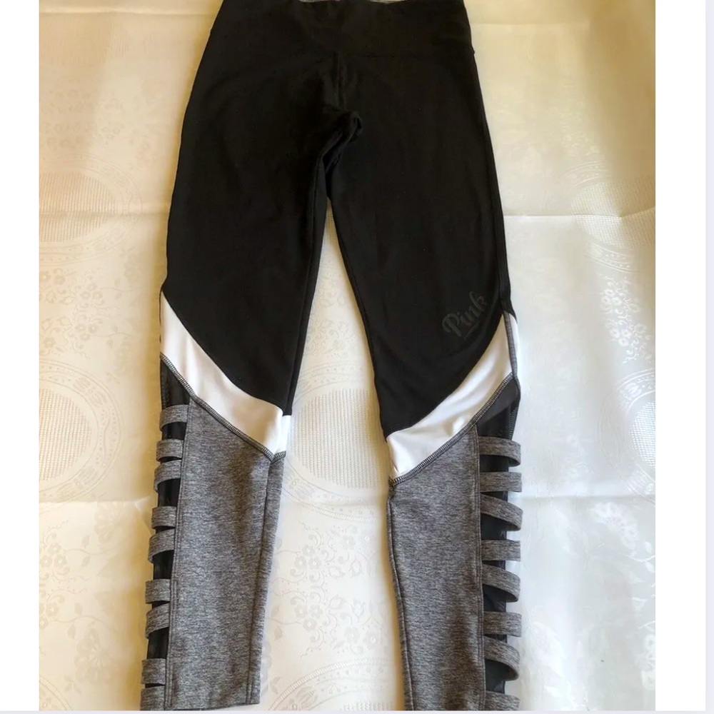 PINK VS Ultimate HighWaisted stretchy Black/Gray Leggings